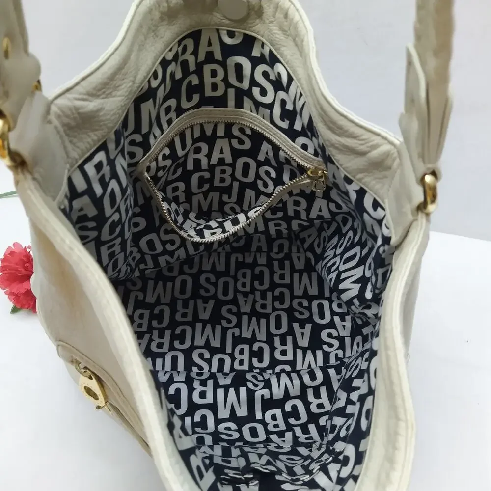 Marc By Marc Jacobs Off-White Leather Turnlock Pockets Zipper Hobo Shoulder Bag